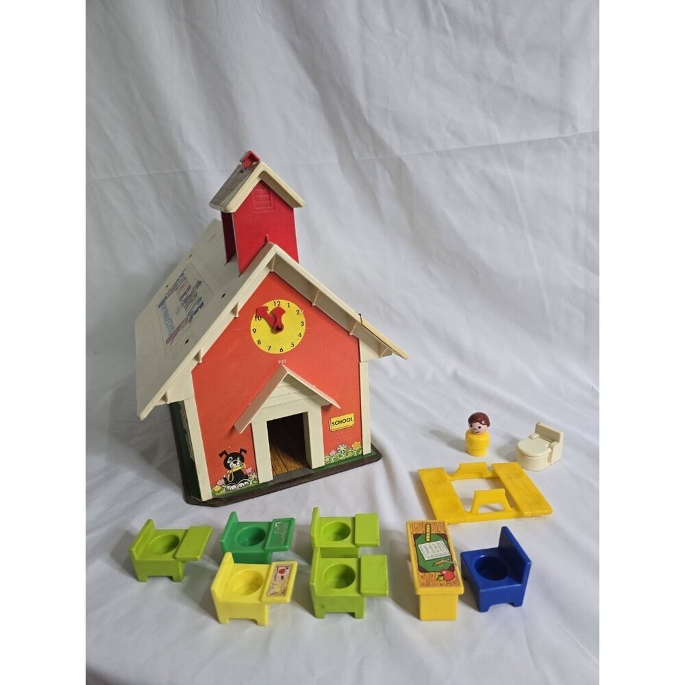 Vintage 1971 Fisher Price Little People Play Family School House #923-FLAWS-READ